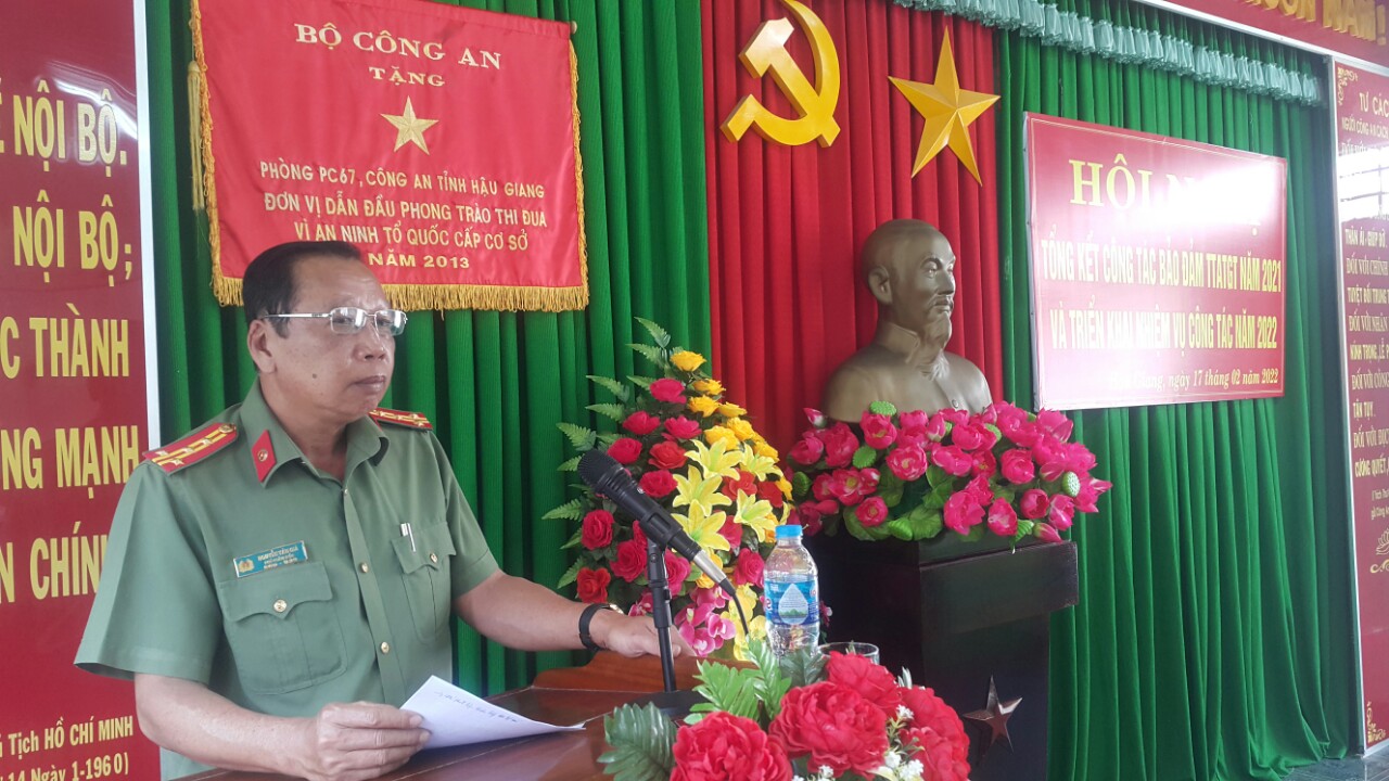 Đại tá Nguyễn Văn Giá, Phó Giám đốc Công an tỉnh phát biểu chỉ đạo Hội nghị
