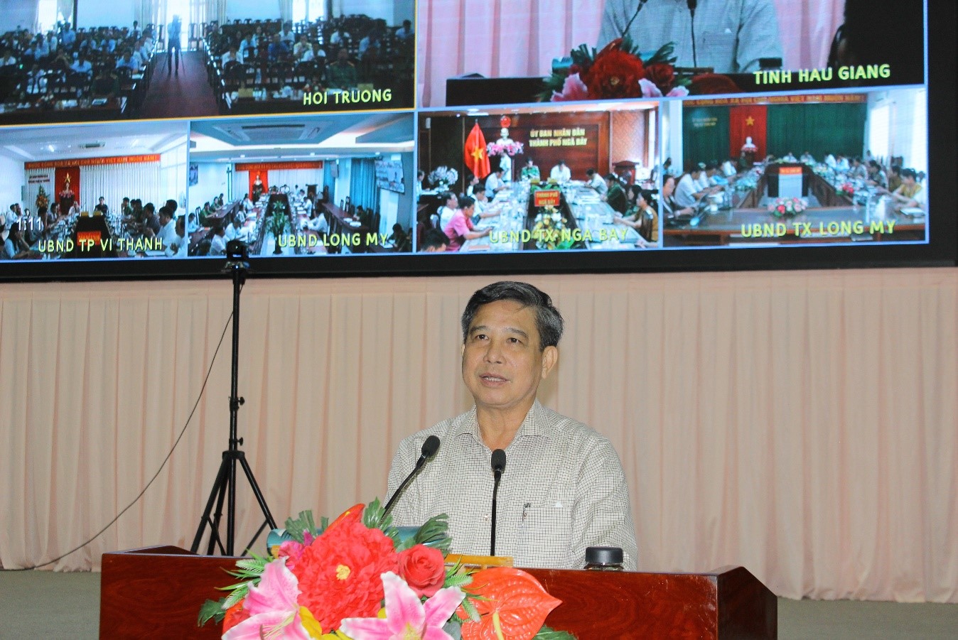 Đ/c Đồng Văn Thanh, Phó Bí thư Tỉnh ủy, Chủ tịch UBND tỉnh phát biểu tại Hội nghị sơ kết Đề án 06 hai tháng đầu năm 2023
