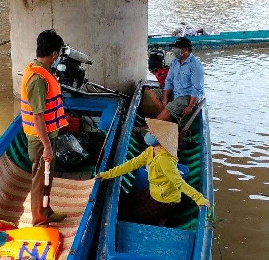 Công an huyện Châu Thành kiểm tra trên các tuyến đường sông trên địa bàn huyện